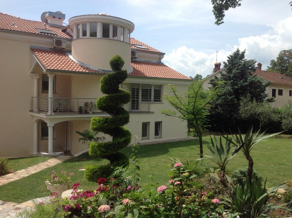 Apartments Villa Majda Matulji Exterior foto