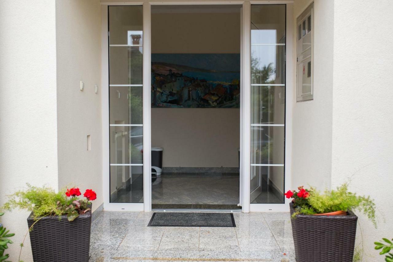 Apartments Villa Majda Matulji Exterior foto